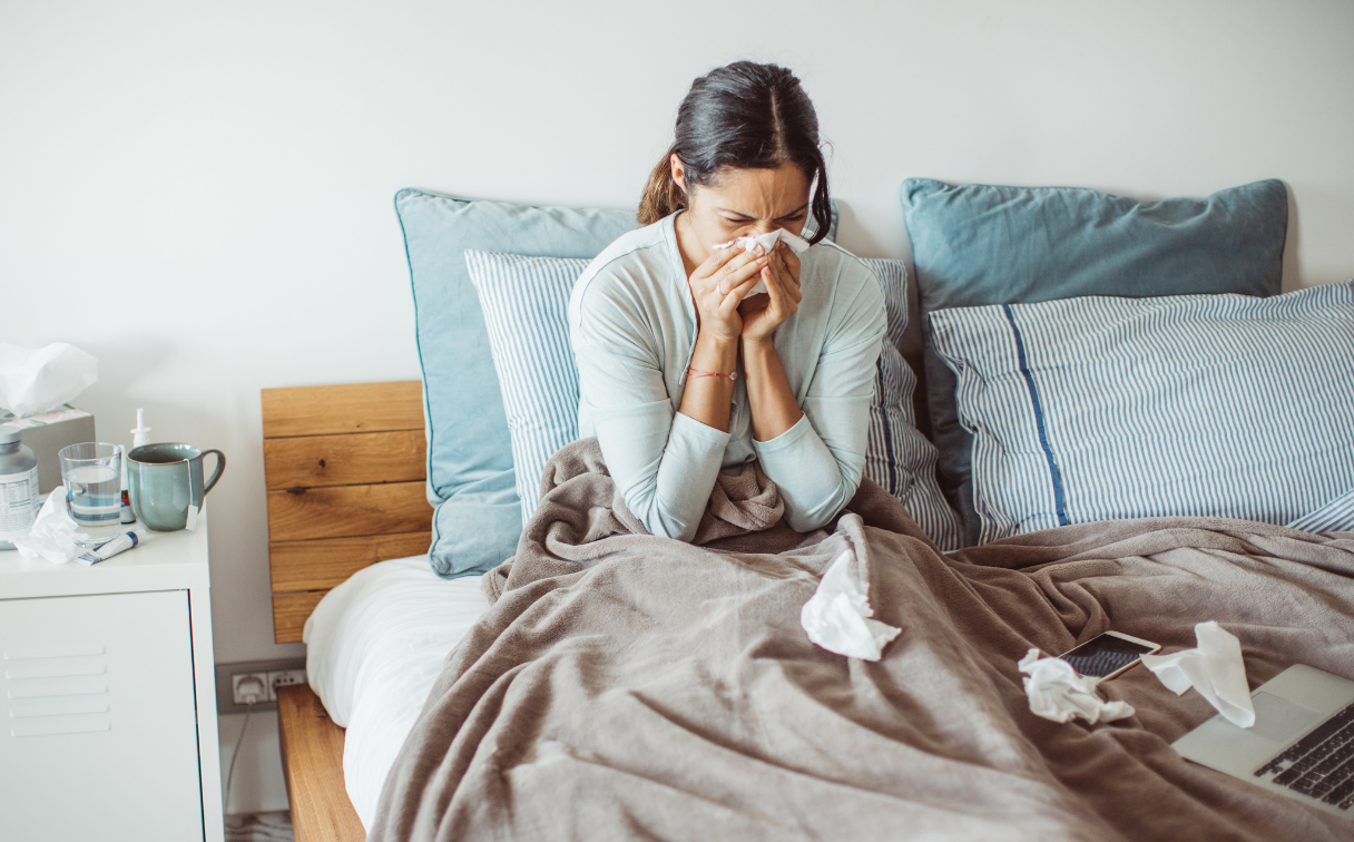Mujer con gripe y con problemas de corazón